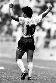Diego Maradona Diego Maradona Fotos De Futbol Leyendas De Futbol