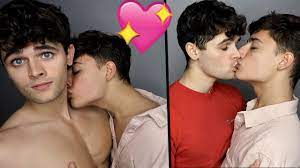 25 TYPES OF KISSES (Gay Couple) - YouTube