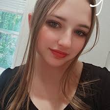 Any laundry soap recommendations? I used Molly suds but didn't really like  the individual packs. I got a peppermint one and it smelled sooooo good but  left a powder