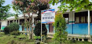 Dengan membuang sampah pada tempatnya, aku bisa menjaga lingkungan. Sd Negeri 118257 Batu Ajo Ii Lingkungan Sekolah
