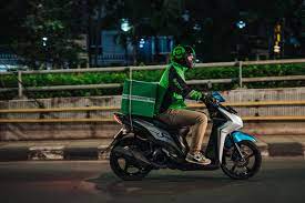 Layanan gojek customer service & call center telepon 24 jam. Indonesia S 2 Unicorn Startups To Merge To Create Tech Giant Daily Sabah