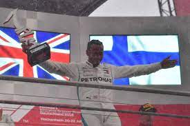 A pista alemã é favorável para o piloto da honda, onde venceu nas últimas dez vezes que pisou: Hamilton Aproveita Erro De Vettel Vence Gp Da Alemanha E Lidera Mundial Esporte O Dia