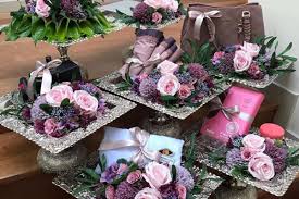 Gubahan hantaran kayu palet + orkid viral. Sebelum Memilih Hantaran Ini Perkara Yang Anda Perlu Tahu Pesona Pengantin