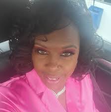 Rochelle Everett's Instagram, Twitter & Facebook