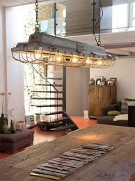 Exemple De Luminaire Industriel Pour Un Sous Sol De Gars Mancave Avec Decoration Masculine Et Design Industriel Metalen Huis Thuis Hanglamp La durée de vie des luminaires : exemple de luminaire industriel pour un