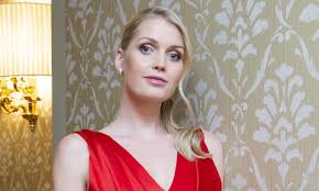 Lady kitty spencer wearing a dolce and gabbana alta moda gown for her wedding to michael lewis credit: Kbanqon5j6k7wm