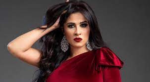 كشف طبيب مصري مشهور مرض ياسمين عبد العزيز الممثلة المصرية الحقيقي، وذلك بعد ساعات قليلة من إعلان زوجها احمد العوضي خروجها من قسم العناية المركزة في المستشفى الذي تعالج فيه. ÙˆØ§Ø¦Ù„ Ø¹Ø¨Ø¯ Ø§Ù„Ø¹Ø²ÙŠØ² ÙˆØ£Ø­Ù…Ø¯ Ø§Ù„Ø¹ÙˆØ¶ÙŠ ÙŠÙ‚Ù„Ù‚Ø§Ù† Ø§Ù„Ø¬Ù…Ù‡ÙˆØ± Ø¹Ù„Ù‰ ØµØ­Ø© ÙŠØ§Ø³Ù…ÙŠÙ† Ø¹Ø¨Ø¯ Ø§Ù„Ø¹Ø²ÙŠØ²