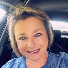 Sandra Everest em pessoas