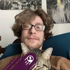 Bob Wian whipped up the first-ever double-decker at Big Boy, creating a  legacy that stacks up to this day. Others have followed, but nothing beats  the original Big Boy burger 🍔 #yourbigboy #