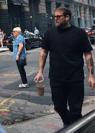 Fans left stunned that jonah hill is related to beanie. A Well Timed Photo Of What Looks Like Jonah Hill Dropping His Coffee Inspires Art