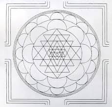 Black And White Elite Four Levels How To Draw The Sri Chakra Yantra Sacred Geometry Patterns Sri Yantra Sacred Geometry Art