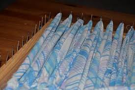 Pin By Heather Mann Dollar Store Cra On Crafts Clever Crafts Rug Loom Potholder Loom Diy Rug