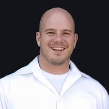 Omni Casey's Instagram, Twitter & Facebook