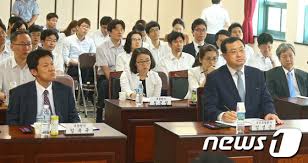 국력낭비 총리 한마디에…lg·sk 소송전 합의 촉각. ì„œìš¸êµ¬ì¹˜ì†Œ ì°¾ì•„ê°„ ìž„ì„±ê·¼ ì„œìš¸ì¤'ì•™ì§€ë²• í˜•ì‚¬ìˆ˜ì„ë¶€ìž¥íŒì‚¬ ë‰´ìŠ¤1