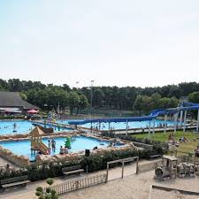 There are 2 ways to get from sittard to maaseik by bus or car. 9 Plekjes Waar Je Buiten Kan Zwemmen In Limburg Radio 2 De Grootste Familie