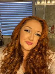 Can purple eyeshadow change eye color?