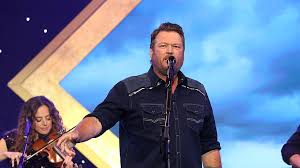Blake Shelton Scores 30th No. 1 Hit on Country Airplay Chart ...