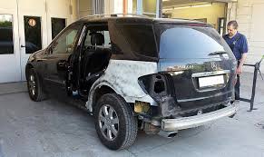 Mercedes Tolerie Terminee Entree En Peinture Carrosserie Inter Union 53 Route De Suisse 1295 Mies 022 755 45 30 Www Interunion Ch Car Suv Suv Car