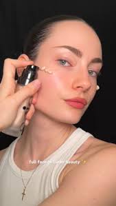 This Natural, Clean Makeup Look Is So Easy To Do