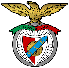 Erster gewinner des landespokals taça de portugal wurde 1939 académica coimbra , der ihn 2012 erneut gewinnen konnte, und dank seiner rolle als oppositioneller studentenverein. Arquivo De Sport Lisboa E Benfica Ade Associacao Desportiva Da Estacao