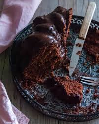 Quel Regal Ce Bundt Cake J Ai Eu Du Mal A En Garder Pour La Photo Belle Soiree A Tous Bundtcake Chocolate Hautescuisines Food Desserts Sweet