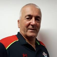 What Football Scouts & Analysis Look For In a Defensive Midfielder