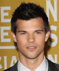 Though being a teenage american actor, the famous 'jacob black' from the twilight movies (twilight and the twilight saga: Taylor Lautner Hairstyles Hair Cuts And Colors