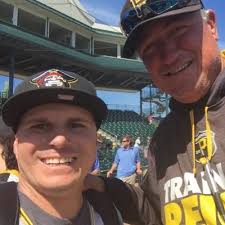 Ryan Baumgartner (@rbbaumgartner)