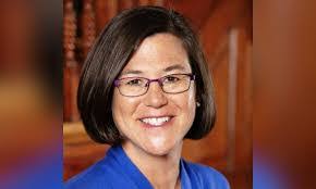 Jeanne Metzger's Instagram, Twitter & Facebook