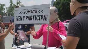 A partir de este lunes y hasta el viernes 4 de junio se estará llevando a cabo a entrega de los paquetes electorales a los presidentes de las mesas directivas de casilla quienes se encargarán de. Ljqxsad5olr M