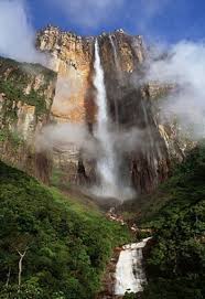 World S Tallest Waterfall Angel Falls Venezuela This Is Where The Movie Up Got Its Inspiration Angel Falls Venezuela Waterfall Beautiful Waterfalls