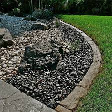 How to make concrete garden edging bob vila 17 awesome diy projects the glove landscape step by install aka border twofeetfirst snap it divx avi you landscaping and borders mother earth news 37 ideas dress up your. Home Dzine Garden Ideas Diy Concrete Edging
