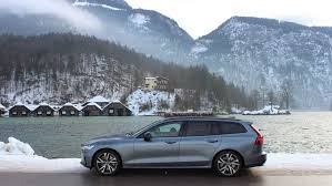Find information on performance, specs, engine, safety and more. Test Volvo V60 T5 R Design Mit 250 Ps Oder Doch D4 Motoreport