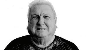 Lee Maiden's Instagram, Twitter & Facebook