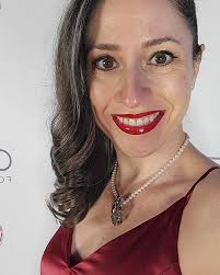 Danielle Daily (@thedanielledaily_) • Instagram photos and videos