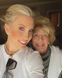 if you still love me 𝗦𝗮𝘆 𝗵𝗶