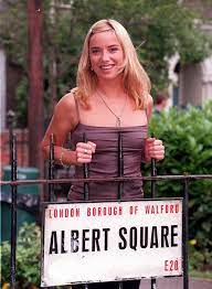 More about tamzin outhwaite's age, her life after her biggest tv hit, and her divorce stories. Tamzin Outhwaite S Life Since Eastenders As Soap Star Flogs Clothes To Pay Mortgage Aktuelle Boulevard Nachrichten Und Fotogalerien Zu Stars Sternchen