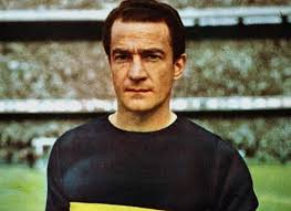 Efemérides del Fútbol Argentino: EFEMÉRIDES 1 octubre: El día que el  brasileño PELÉ se retiró del fútbol