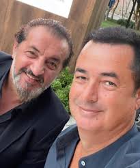 Patron ben zam istiyorum diyen Mehmet Yalçınakaya yayında isyan etti Ben  yine aynı kaderi yaşıyorum Acun Ilıcalı'yla para krizi yaşamıştı