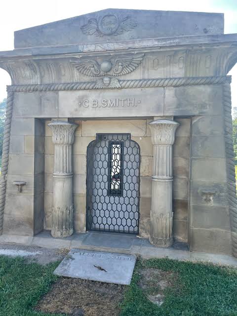 Family Mausoleums | Crown Hill Foundation