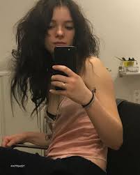 Esme Creed-Miles Nude and Sexy Photo Collection - Fappenist