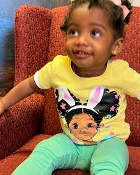 Abigail Travis's Instagram, Twitter & Facebook