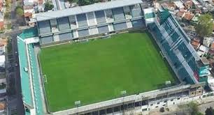 Actualmente la ciudad de banfield de la provincia de buenos aires no cuenta con universidades radicadas físicamente en su área. Banfield Stadion Fussball