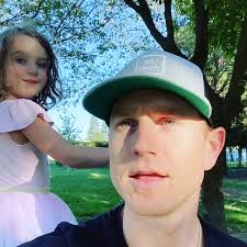 🎉 Birthday Photo Dump 🎂 , 👉🏻👉🏻👉🏻📸📸📸, These are some of the  memorable moments from my 32nd year around the ☀️ , 1. Pandemic hit and had  to shut the hotel down, let go all the staff, and even cleaned ...