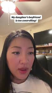 #controllingrelationship #controllingmom #boyfriend #girlfriend #advice  #momadvice ##narcassist #storytime #fyp