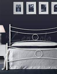 Letto matrimoniale in ferro battuto dorato ghirigori di cantori anche nei modelli francese, king size e super king size. Letto Ferro Battuto Conca Disponibile In Varie Misure