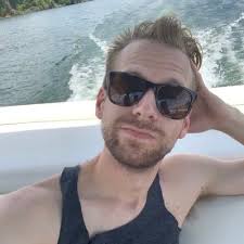 Tom Storm (@Tom_Storm17)