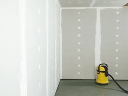 Alles zur wahl der richtigen spachtelmasse, dem entsprechenden anrühren sowie der passenden spachteltechnik. Gipskartonplatten Verspachteln So Geht Das Obi