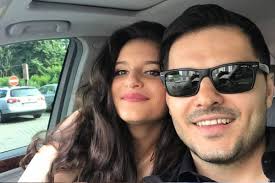 Liviu varciu's age is 39. Exclusiv AdevÄƒratul Motiv Care A Dus La Ruptura Dintre Liviu Varciu È™i Carmina Fiica Lui Nici Nu Vrea SÄƒ Mai AudÄƒ De El Impact