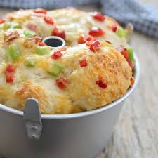 19 Homemade Bread Recipes With A Savory And Tasty Twist Breakfast Pull Apart Bread Pull Apart Bread Food